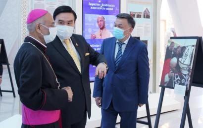«Бейбітшілік пен келісім жолы»: Елордада халықаралық фотокөрме ашылды