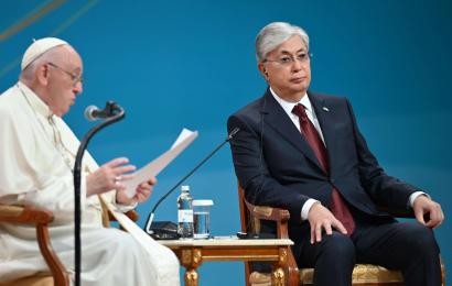 "Страной встречи" назвал Папа Римский Казахстан