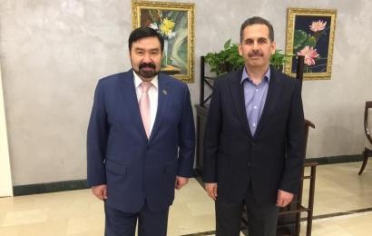 Н.Назарбаев Орталығының Басқарма Төрағасы Болат Сәрсенбаев Иордания Хашимит Корольдігінің Қазақстан Республикасындағы Төтенше және Өкілетті Елшісі Юсуф Мустафа Абделганимен кездесті