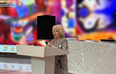 Халықаралық орталық Нелли Бубэнің «Көпқырлы Еуразия» атты жеке көрмесінің ашылуына қатысты